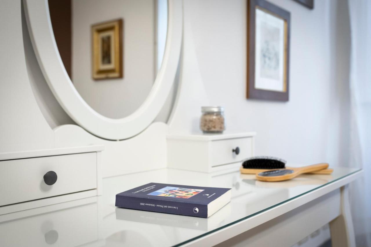 Appartamento Dimora D'Azeglio with private patio Firenze Esterno foto