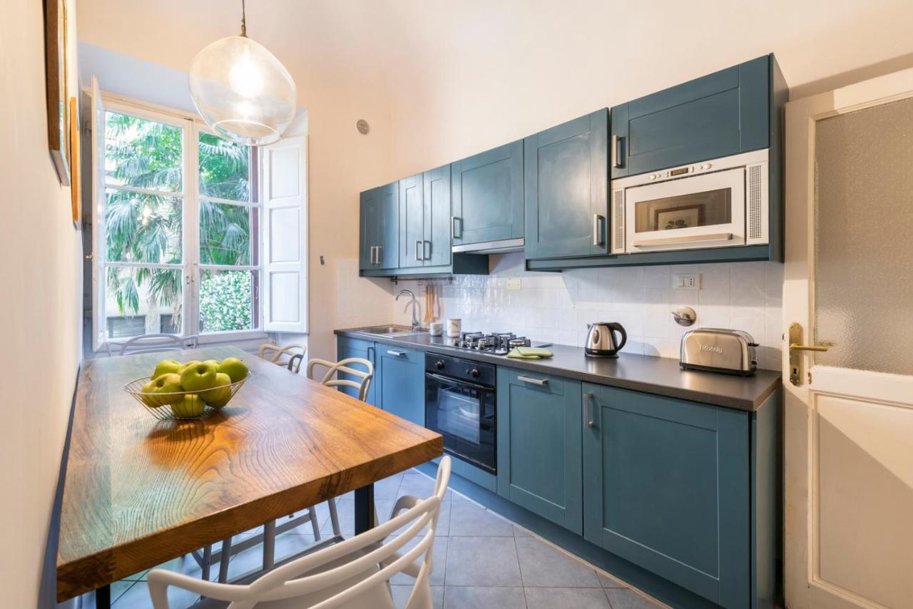 Appartamento Dimora D'Azeglio with private patio Firenze Esterno foto