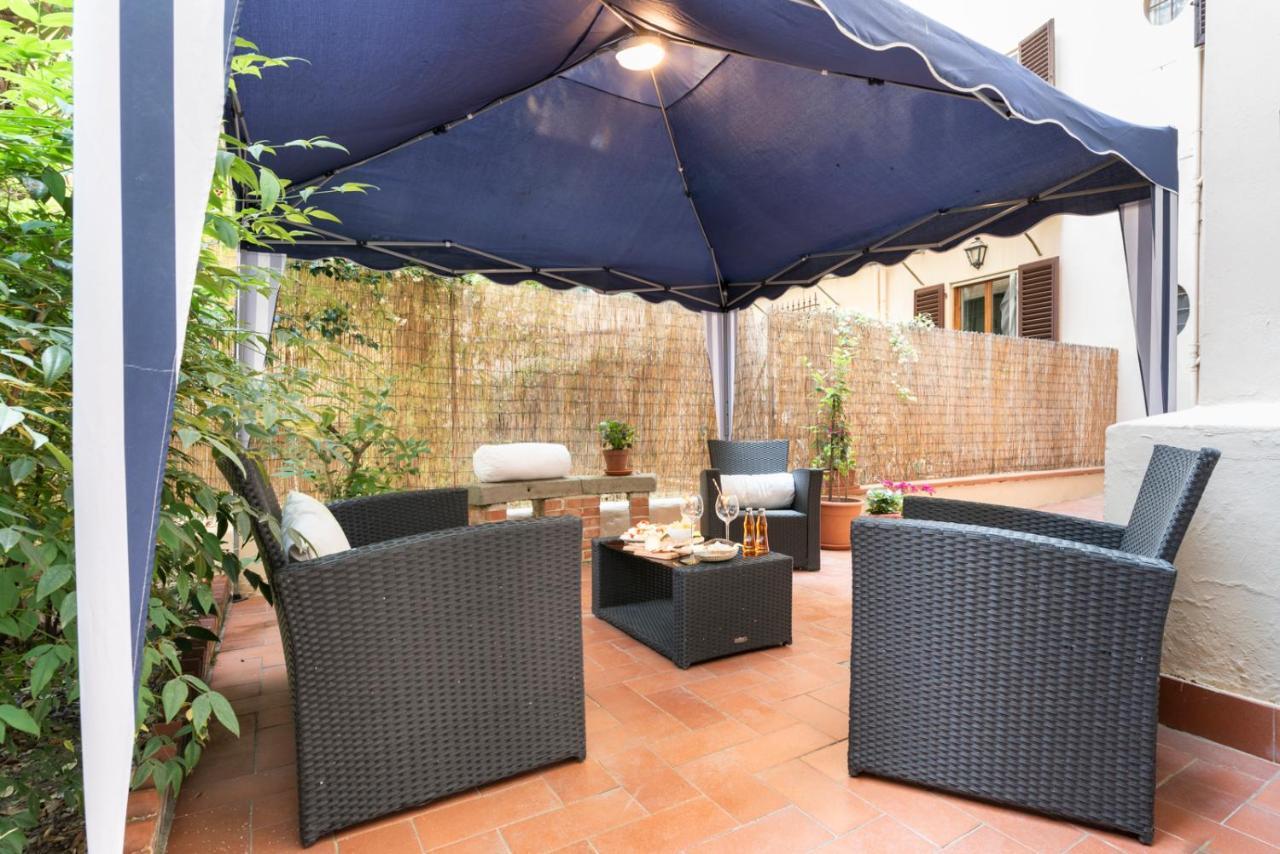 Appartamento Dimora D'Azeglio with private patio Firenze Esterno foto